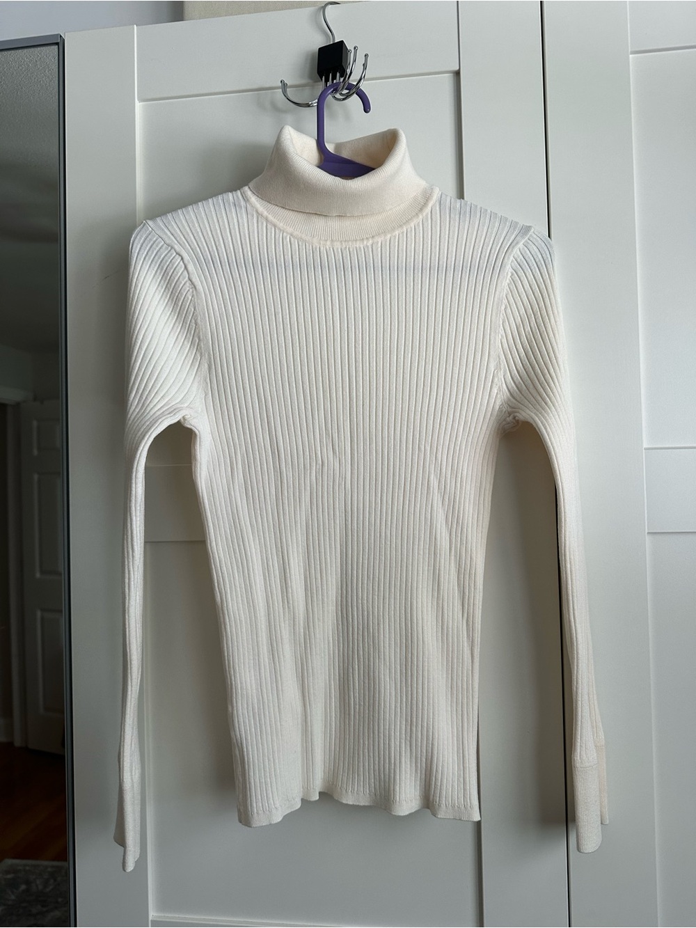 LOFT Cream Ribbed Turtleneck Sweater